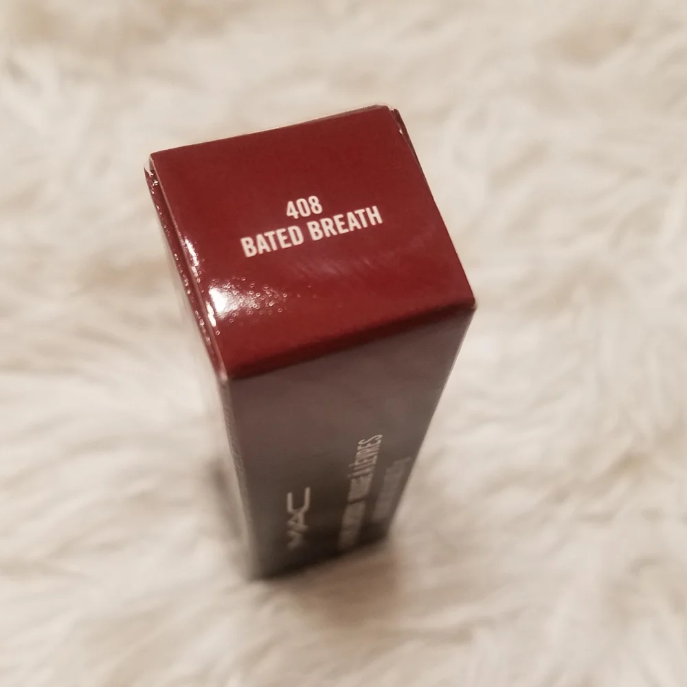 🆕 MAC BATED BREATH LOVE ME LIPSTICK